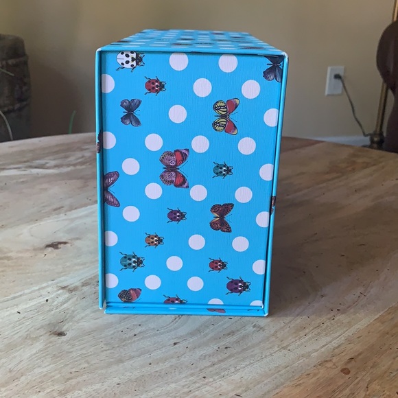 VERSACE Gift Box - - Picture 5 of 8